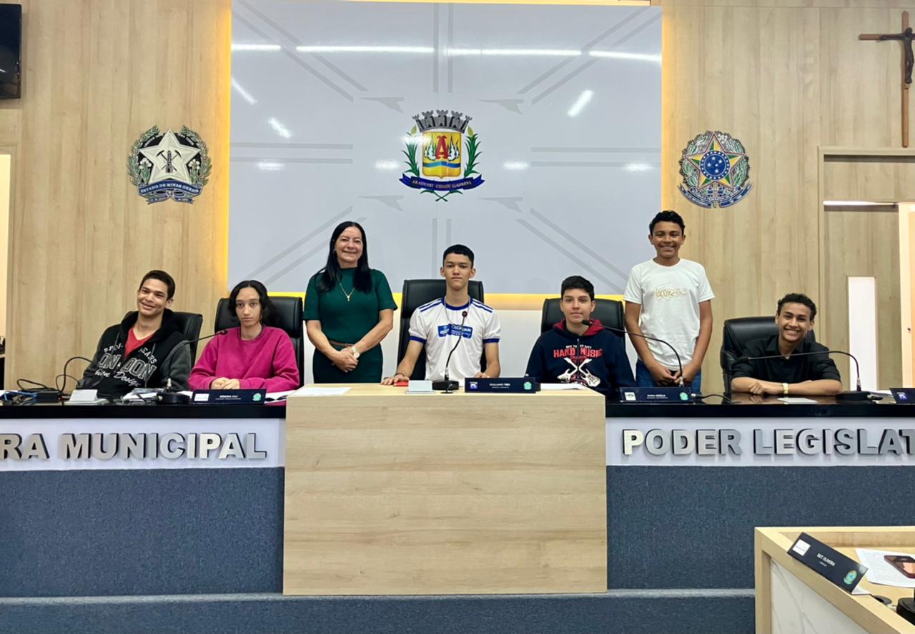 Câmara Jovem realiza reunião