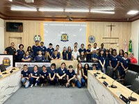 Estudantes visitam Câmara Municipal