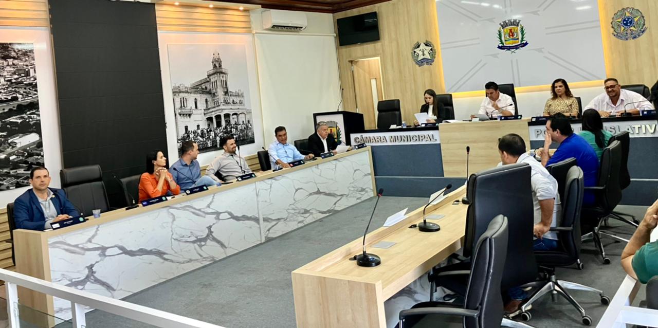 Legislativo realiza mais uma sessão extraordinária