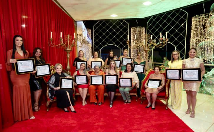 Mulheres de destaque em Araguari são homenageadas 